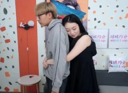 Cô em người yêu cực kỳ nóng bỏng