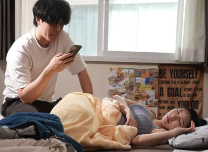 Gã đàn ông biến thái muốn xem người yêu ngoại tình